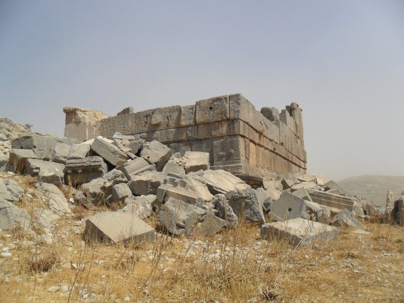 Hosn Niha Site: Roman Temples and a Medieval Fortification in Lebanon 5 Hosn Niha Site