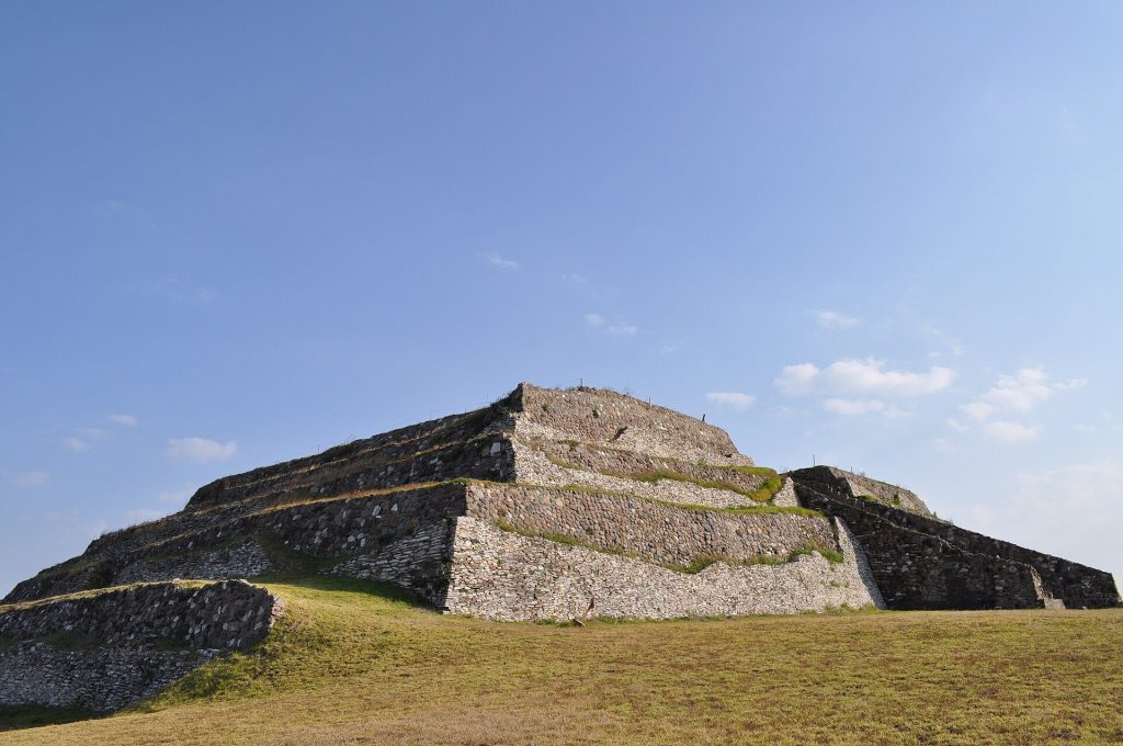 Xochitecatl: A Pre-Columbian Ceremonial Center in Tlaxcala, Mexico 3 Xochitecatl