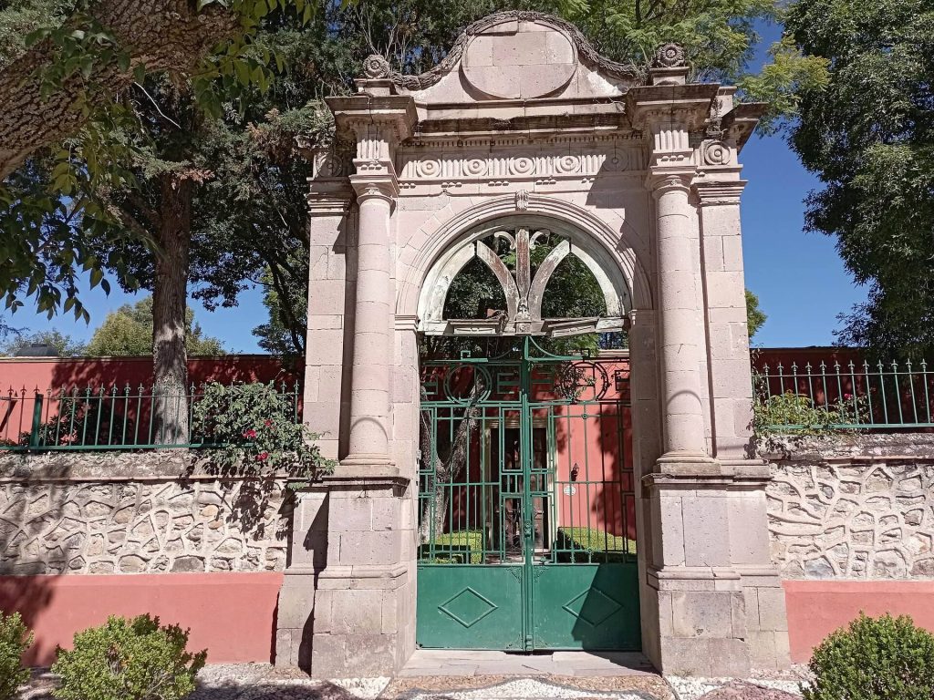 La Quemada: A Pre-Hispanic Ceremonial and Defensive Centre in Zacatecas 2 La Quemada