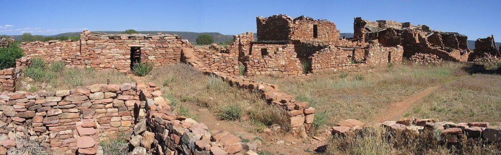 Kinishba Ruins: A Mogollon Great House in Arizona 1 Kinishba Ruins