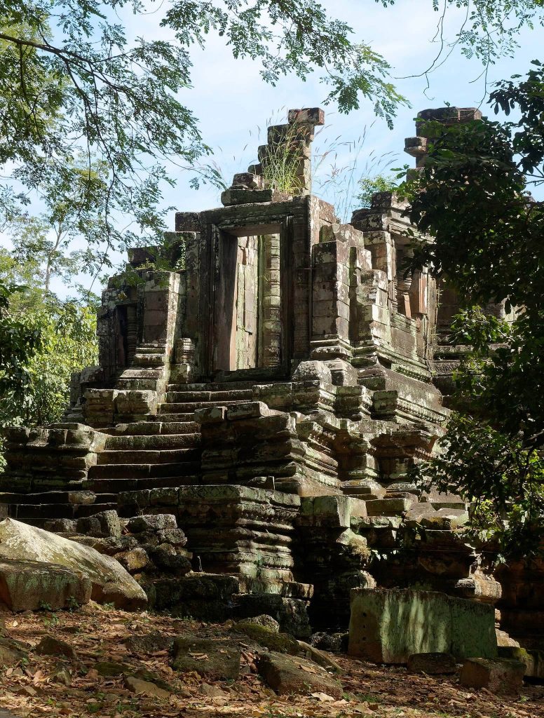 Preah Pithu: A Group of Khmer Temples at Angkor 2 Preah Pithu