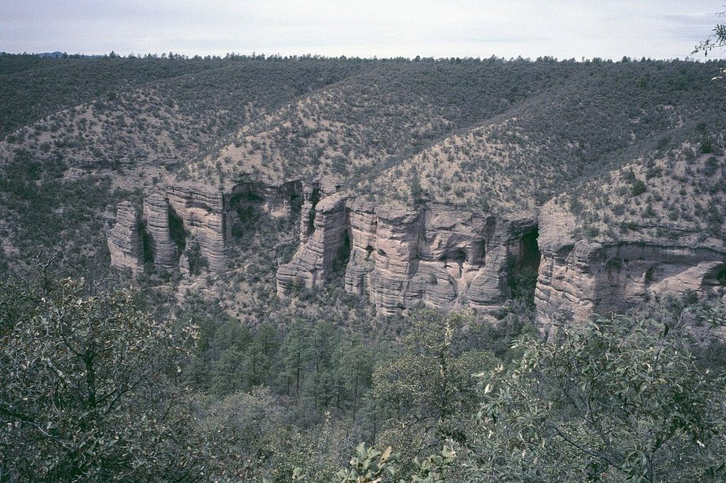 Cuarenta Casas: Mogollon and Paquimé Cliff Dwellings in Chihuahua 2 Cuarenta Casas