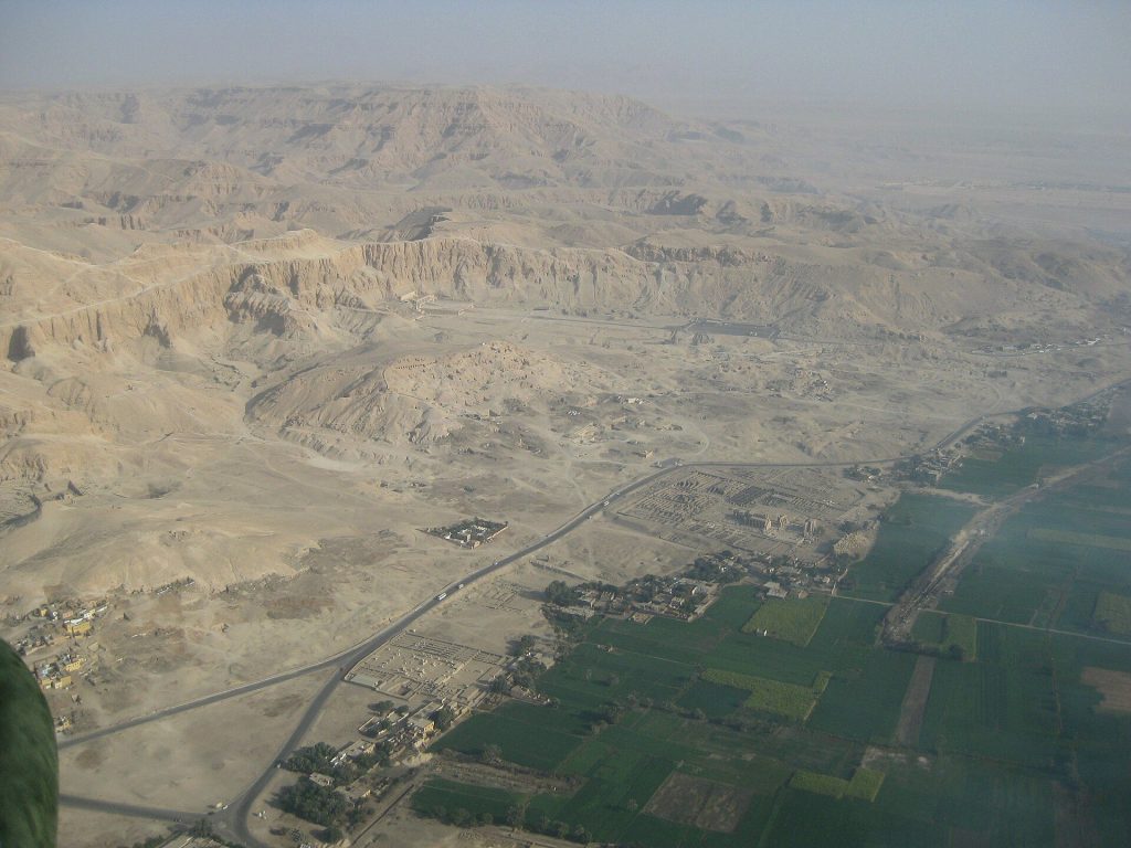 Theban Necropolis: The Royal and Funerary Landscape of Ancient Thebes 1 Theban Necropolis