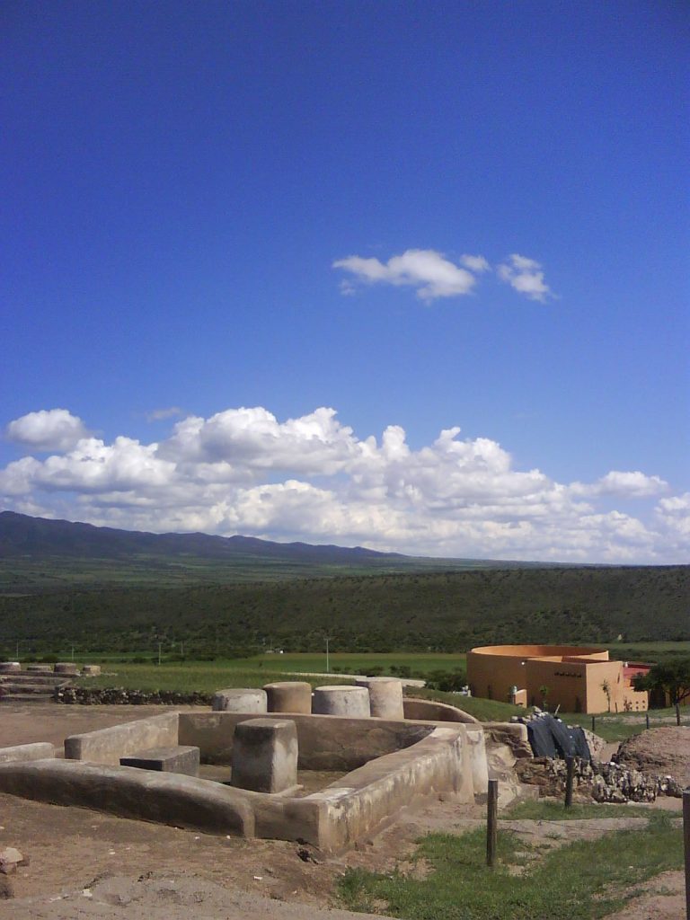 Altavista: A Chalchihuites Ceremonial and Political Center in Mexico 2 Altavista