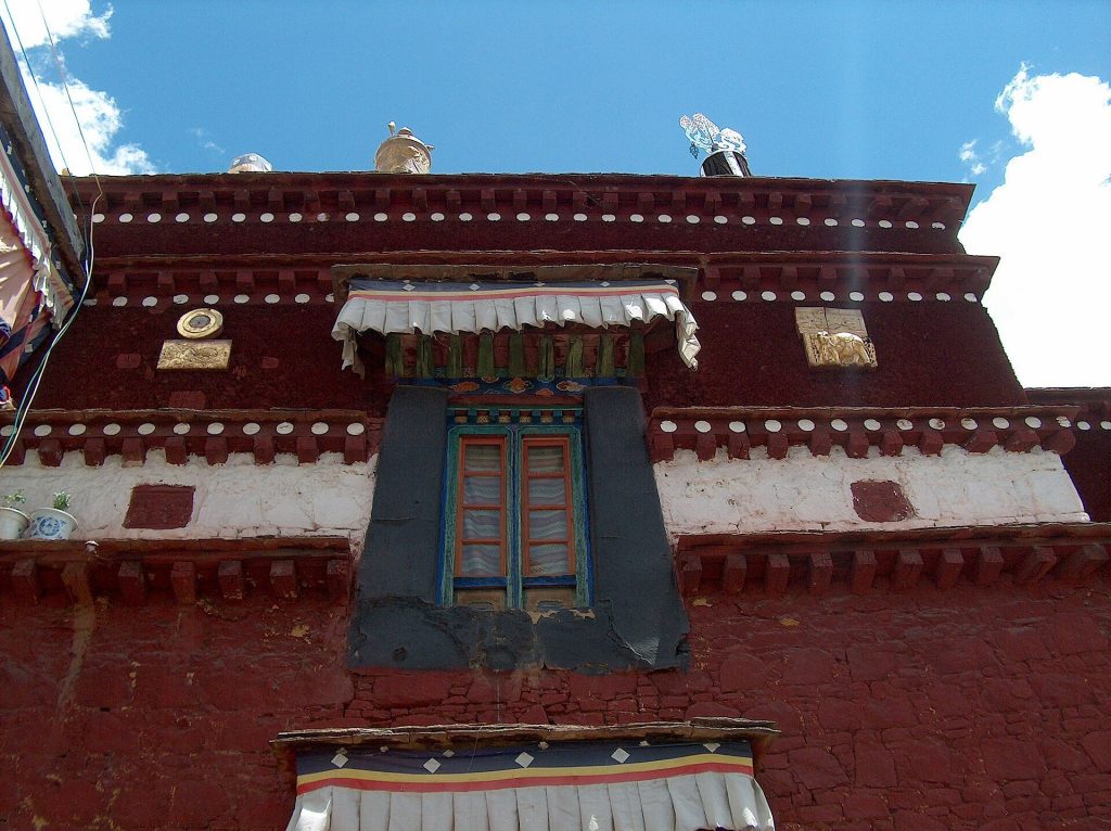 Ramoche Temple: A Tibetan Buddhist Monastery in Lhasa 2 Ramoche Temple