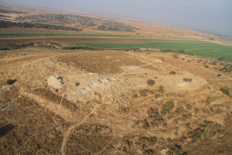 Tel Burna: A Fortified Border Settlement in Israel’s Shephelah
