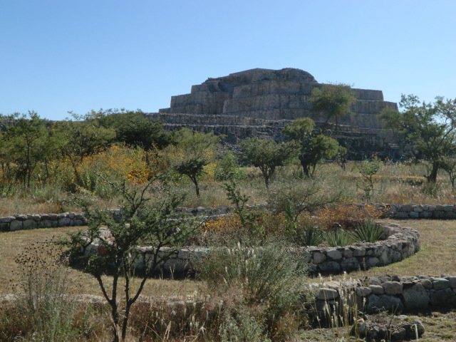 Cañada de la Virgen: An Otomi-Associated Archaeological Center in Mexico 3 Cañada de la Virgen