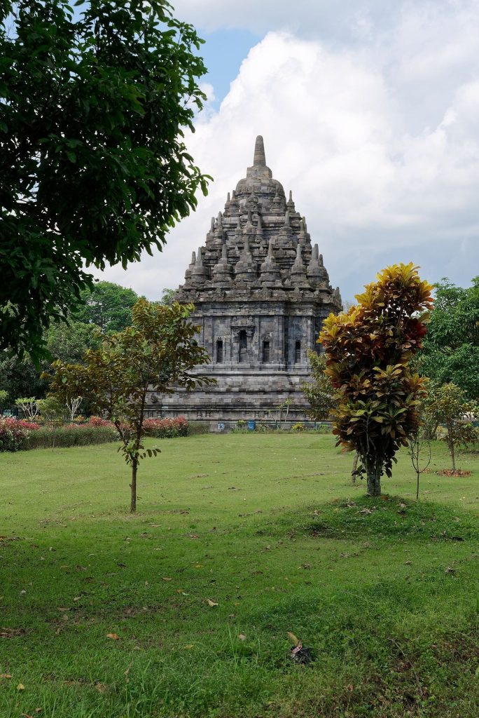 Bubrah Temple: A Ninth-Century Buddhist Shrine in Central Java 2 Bubrah Temple