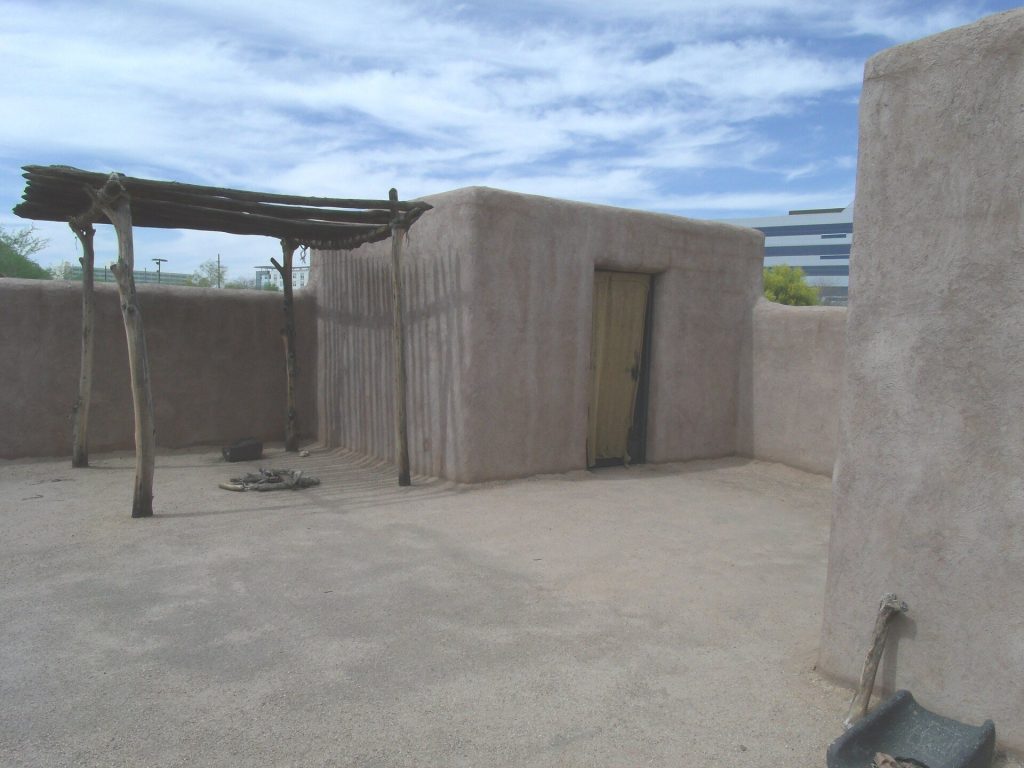 Pueblo Grande Ruin and Irrigation Sites: A Hohokam Archaeological Settlement in Phoenix 3 Pueblo Grande Ruin and Irrigation Sites