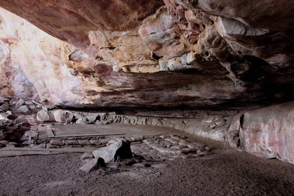 Diepkloof Rock Shelter: A Middle Stone Age Archaeological Site 3 Diepkloof Rock Shelter