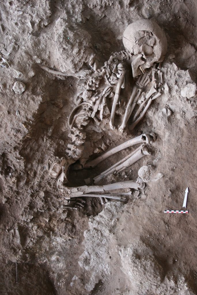 Raqefet Cave: A Prehistoric Cemetery and Ritual Site in Israel 3 Raqefet Cave