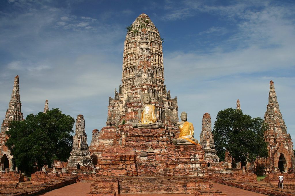 Wat Chaiwatthanaram: A Royal Buddhist Temple of Ayutthaya 2 Wat Chaiwatthanaram