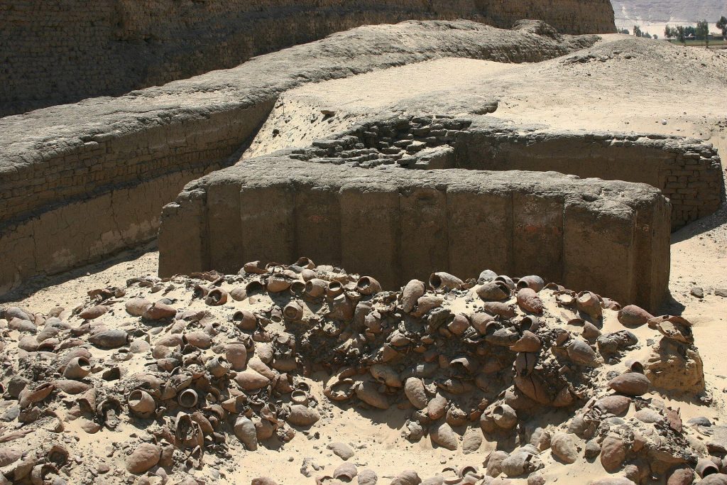 Shunet el Zebib: A Second Dynasty Royal Funerary Enclosure at Abydos 1 Shunet el Zebib