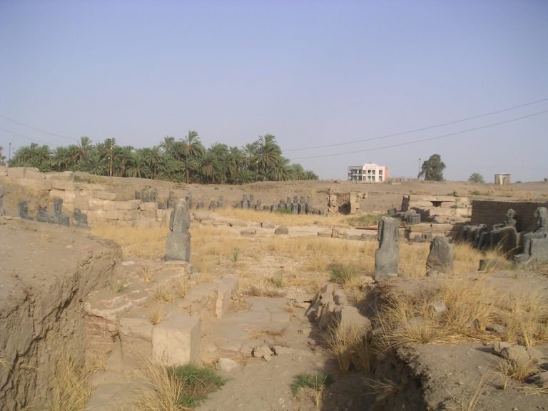 Precinct of Mut: An Ancient Egyptian Temple Complex at Karnak