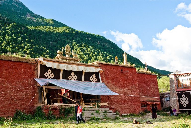 Reting Monastery: A Tibetan Buddhist Seat of the Kadam and Gelug Traditions