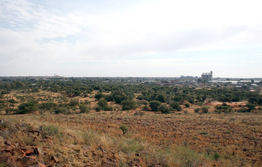 Canteen Kopje: An Open-Air Archaeological and Diamond-Mining Site 2 Canteen Kopje