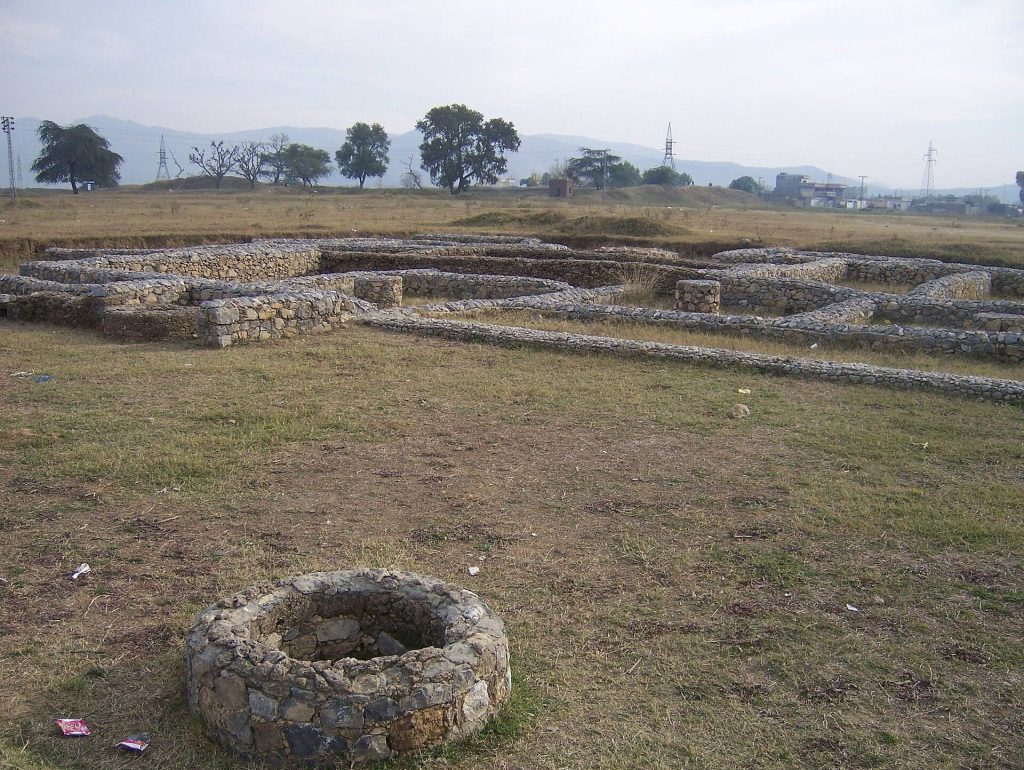 Bhir Mound: An Early City of Taxila 1 Bhir Mound