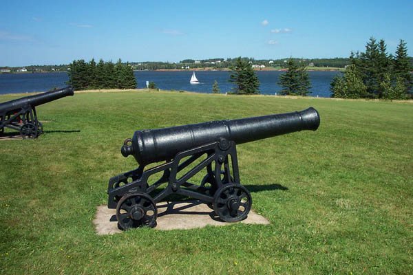 Skmaqn–Port-la-Joye–Fort Amherst: A French and British Colonial Fortification Site 2 Port-la-Joye–Fort Amherst