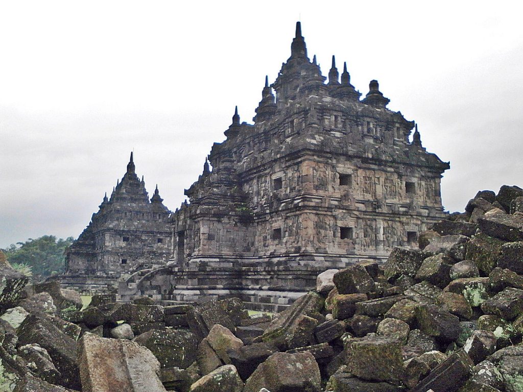 Plaosan Temple: A Ninth-Century Buddhist Complex in Central Java 1 Plaosan temple