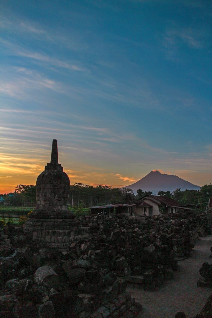 Plaosan Temple: A Ninth-Century Buddhist Complex in Central Java 4 Plaosan temple