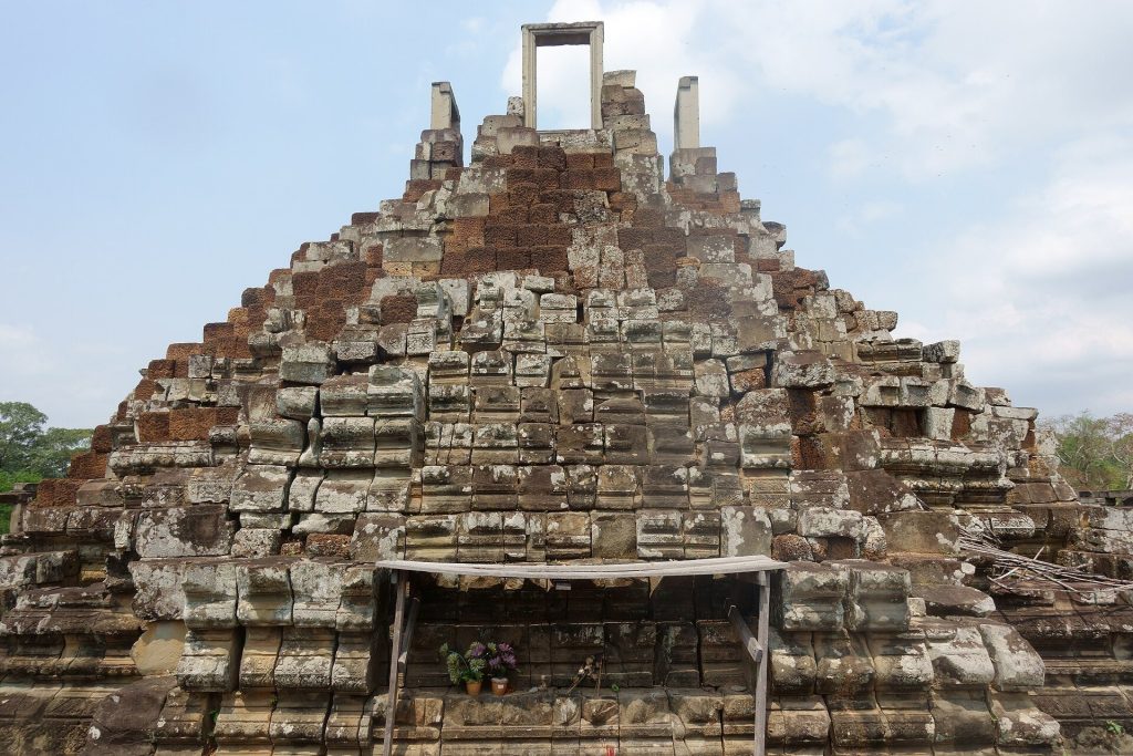 Baphuon: A Khmer Temple Mountain at Angkor 4 Baphuon