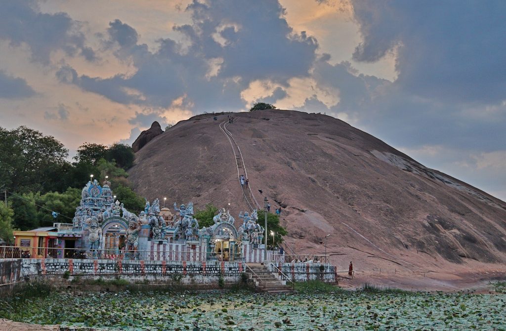 Samanar Hills: A Jain Heritage Site in Tamil Nadu 1 Samanar Hills