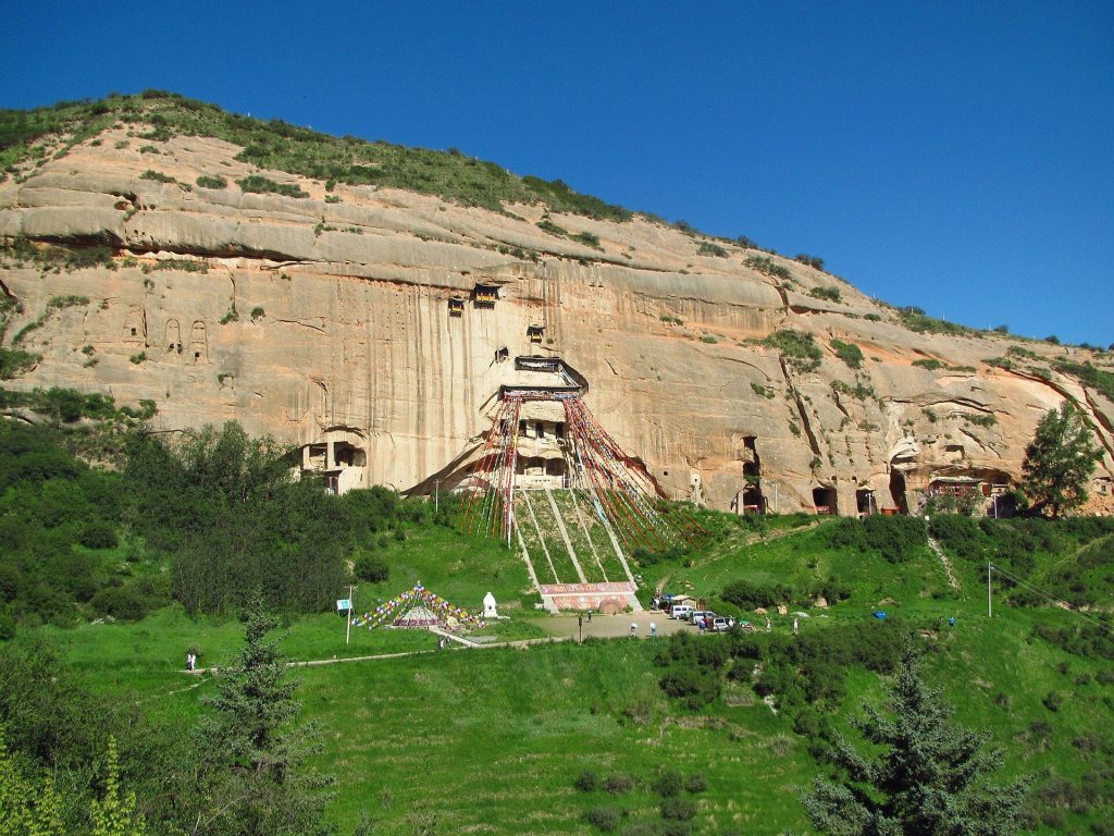 Matisi Grottoes: A Buddhist Cave-Temple Complex in Gansu 2 Matisi Grottoes