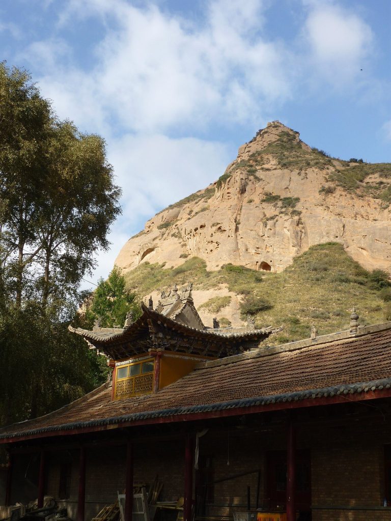 Matisi Grottoes: A Buddhist Cave-Temple Complex in Gansu 4 Matisi Grottoes