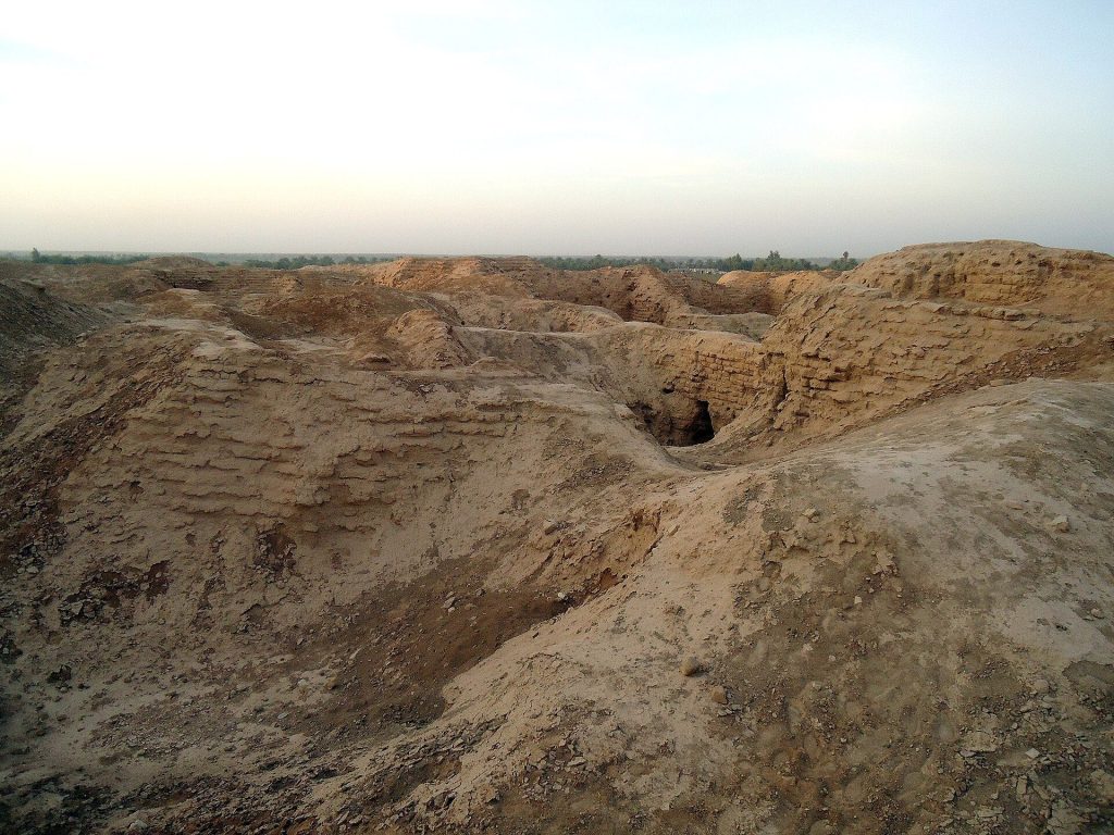 Borsippa: An Ancient Mesopotamian City and Sacred Centre of Nabu 5 Borsippa