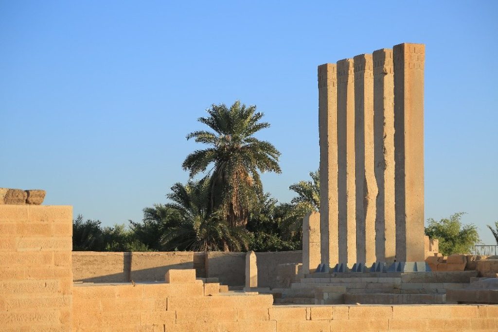 Sanctuary of the Queen of Sheba: The Temple of Awwam in Yemen 3 Sanctuary of the Queen of Sheba