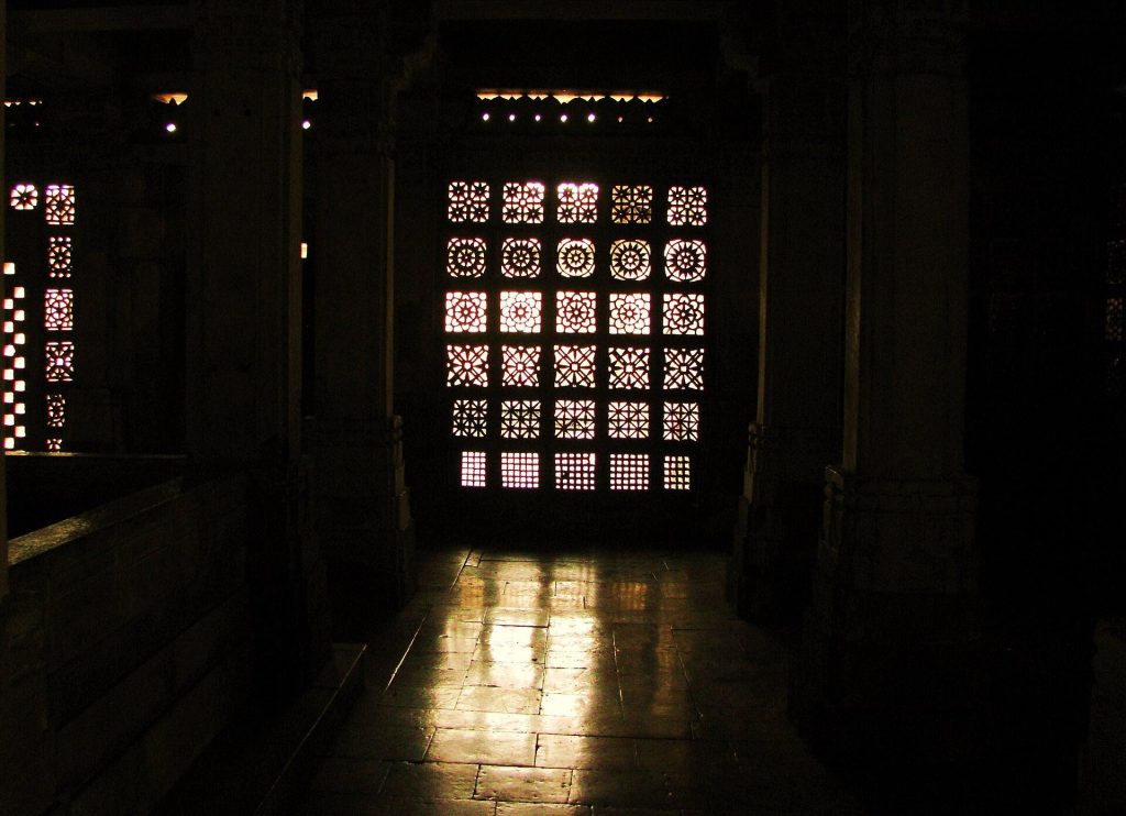 Sarkhej Roza: A Sufi Mosque-and-Tomb Complex in Gujarat 3 Sarkhej Roza