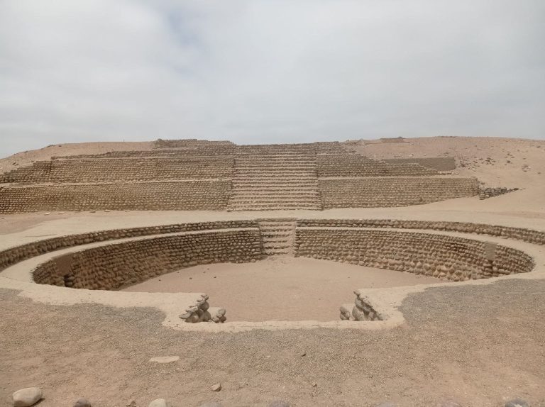 Bandurria, Peru: A Late Preceramic Monumental Center