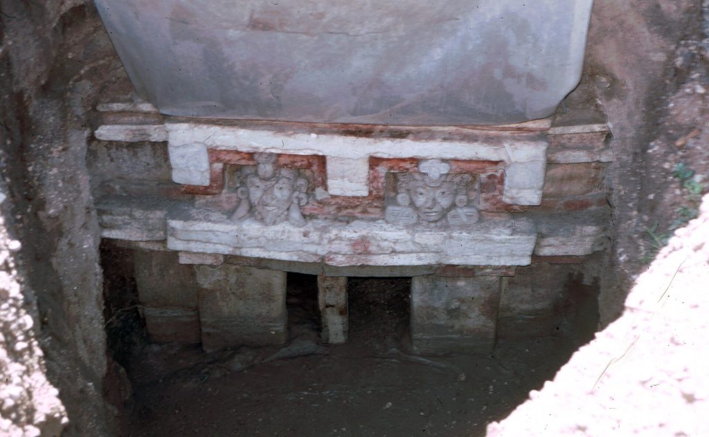 Lambityeco: A Zapotec Salt-Production and Ceremonial Center 2 Lambityeco