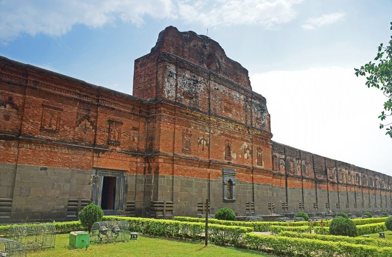 Adina Mosque: A Royal Congregational Mosque of the Bengal Sultanate