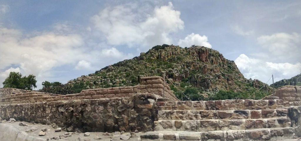 El Cóporo: A Pre-Hispanic Archaeological Settlement in Guanajuato 1 El Cóporo