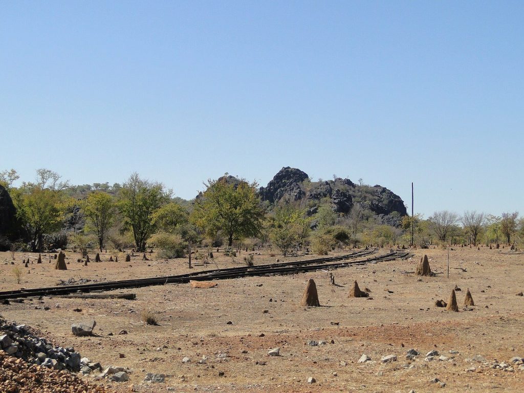 Mungana Archaeological Area: A Mining Town and Industrial Landscape in Queensland 2 Mungana Archaeological Area