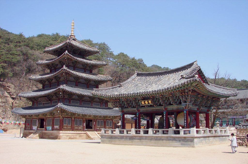 Beopjusa: A Historic Buddhist Temple on Songnisan 1 Beopjusa
