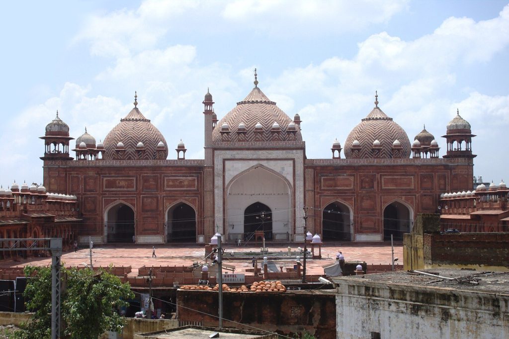 Jamia Masjid: A Historic Friday Mosque in Srinagar 2 Jamia Masjid