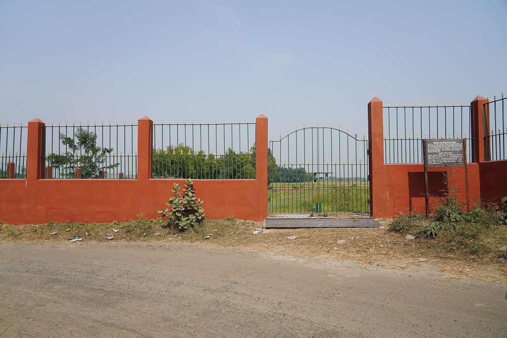 Pandu Rajar Dhibi: A Chalcolithic Settlement in West Bengal 2 Pandu Rajar Dhibi