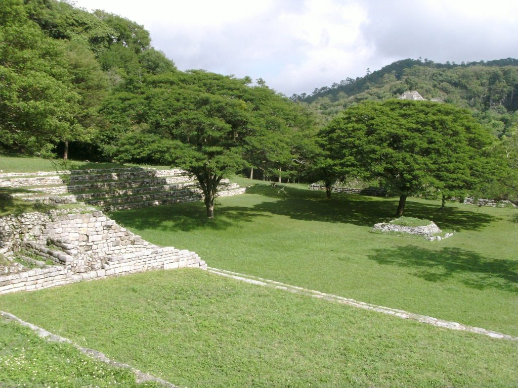 Chinkultic: A Maya City and Ceremonial Center in Chiapas, Mexico 3 Chinkultic