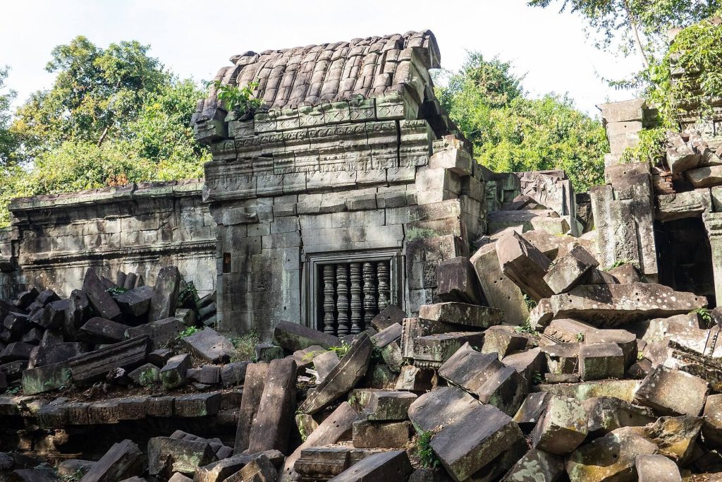 Beng Mealea: A Khmer Hindu Temple Complex in Cambodia 3 Beng Mealea