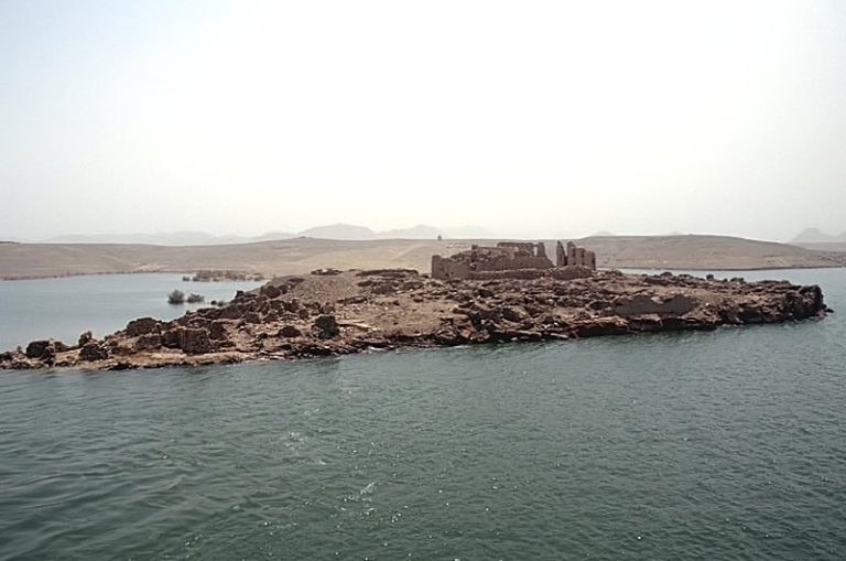 Qasr Ibrim: A Multiperiod Fortress and Religious Center in Egypt