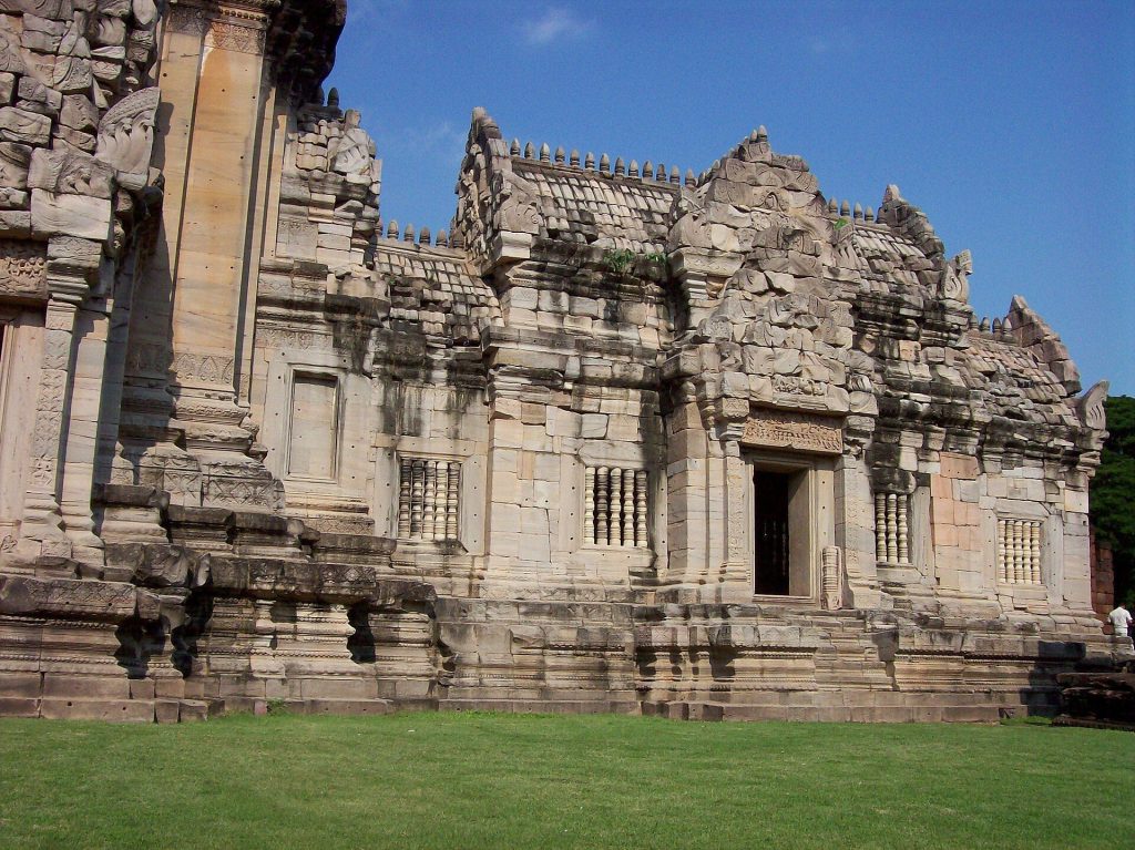 Phimai Historical Park: A Khmer Urban and Temple Complex in Thailand 3 Phimai historical park