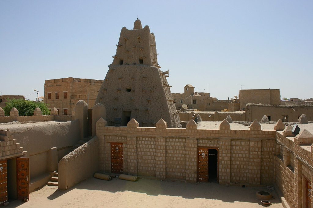 Sankore Madrasah: A Mosque and Centre of Learning in Timbuktu 2 Sankore Madrasah