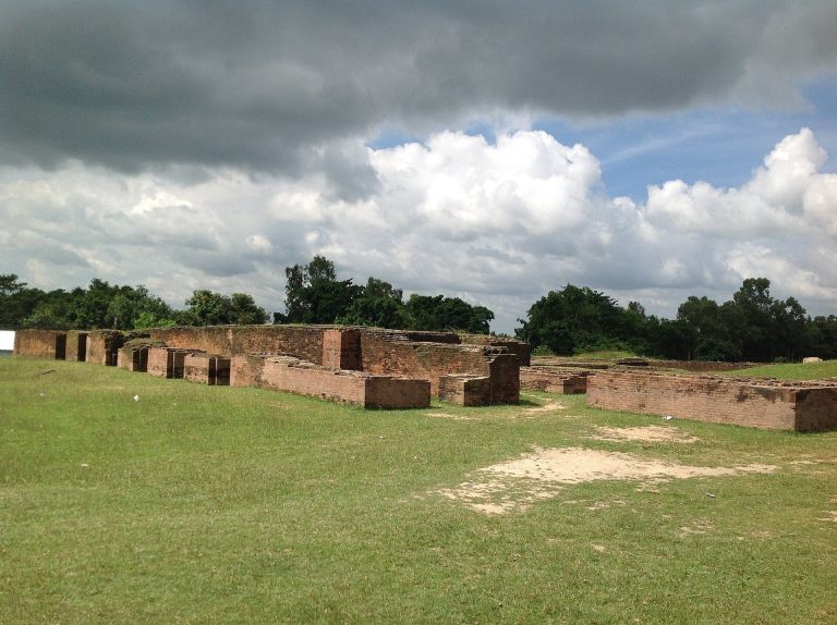 Bangarh: The Ancient City of Koṭivarṣa and Devikot