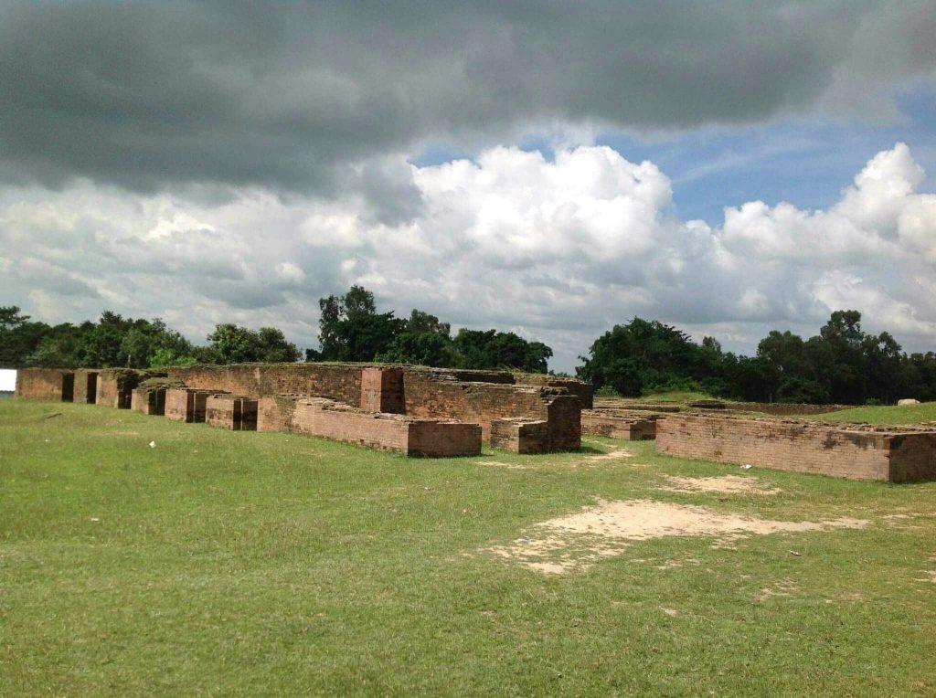 Bangarh: The Ancient City of Koṭivarṣa and Devikot 4 Bangarh