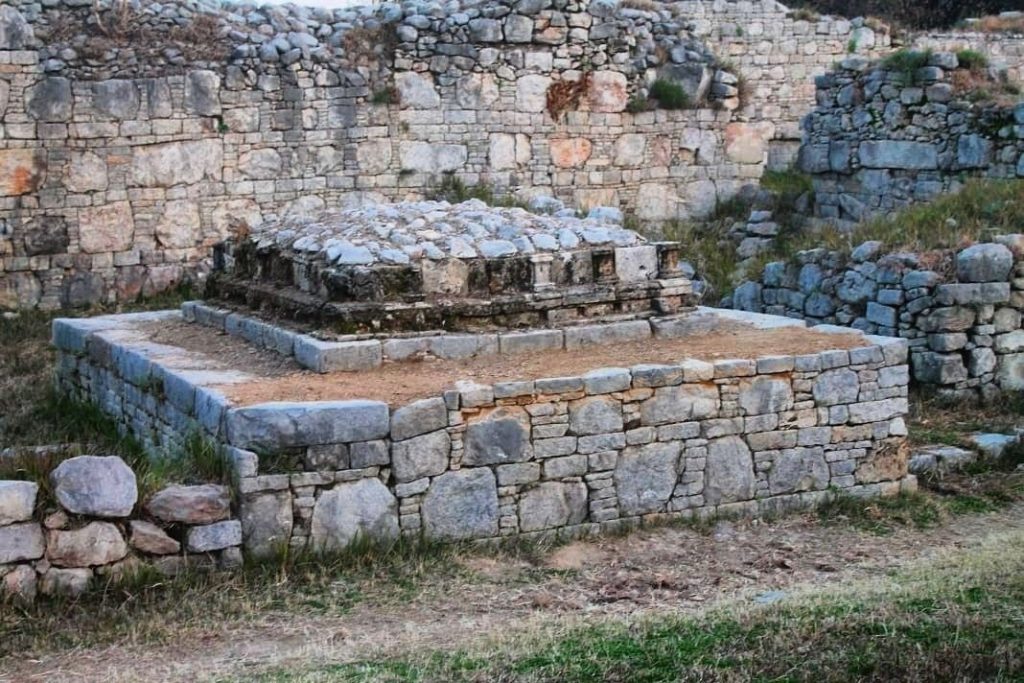 Dharmarajika Stupa: A Buddhist Reliquary Monument at Taxila 3 Dharmarajika Stupa