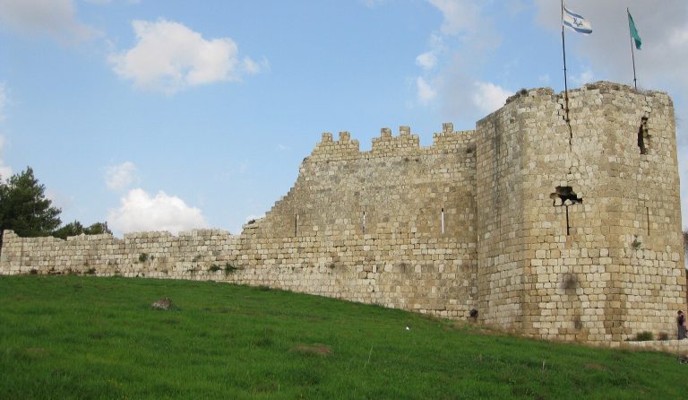 Antipatris: A Strategic Settlement and Fortress at Tel Afek