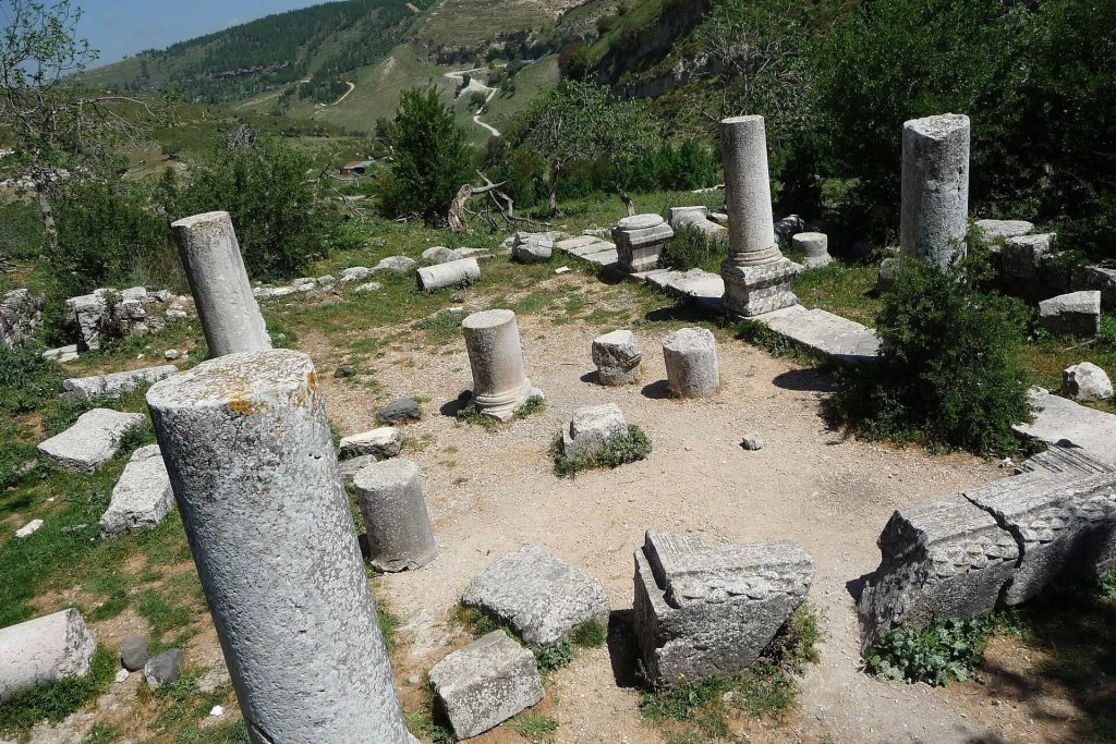 Ancient Sites in Gush Halav: The History and Remains of an Upper Galilean Town 4 Ancient sites in Gush Halav