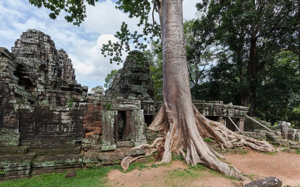 Banteay Kdei: A Buddhist Monastic Complex at Angkor 2 Banteay Kdei